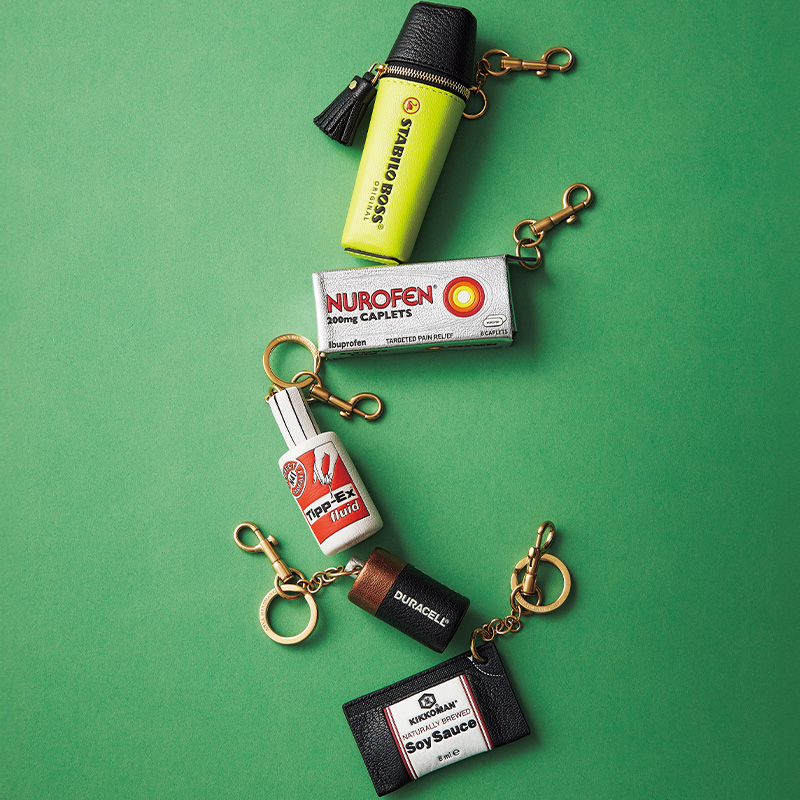 アニヤ・ハインドマーチ】次は“チャーム”がママたちにキテます！ | VERY