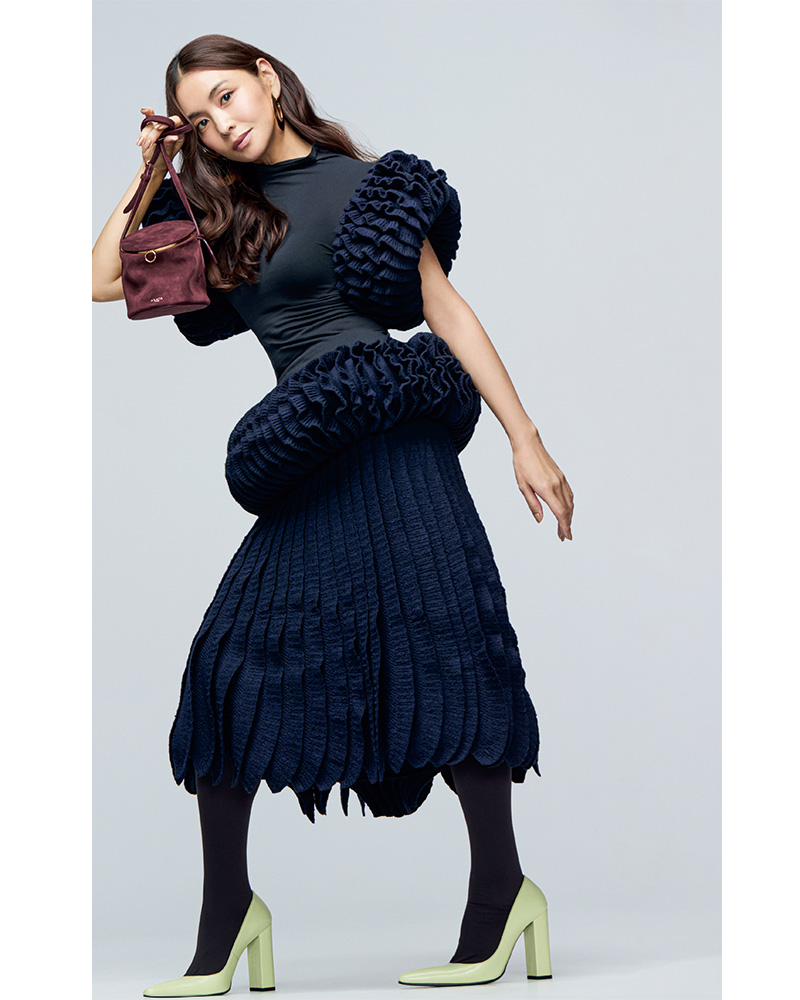 NaVY最新号は【滝沢眞規子さんの作り方】大特集！舞台裏に潜入 | VERY NaVY