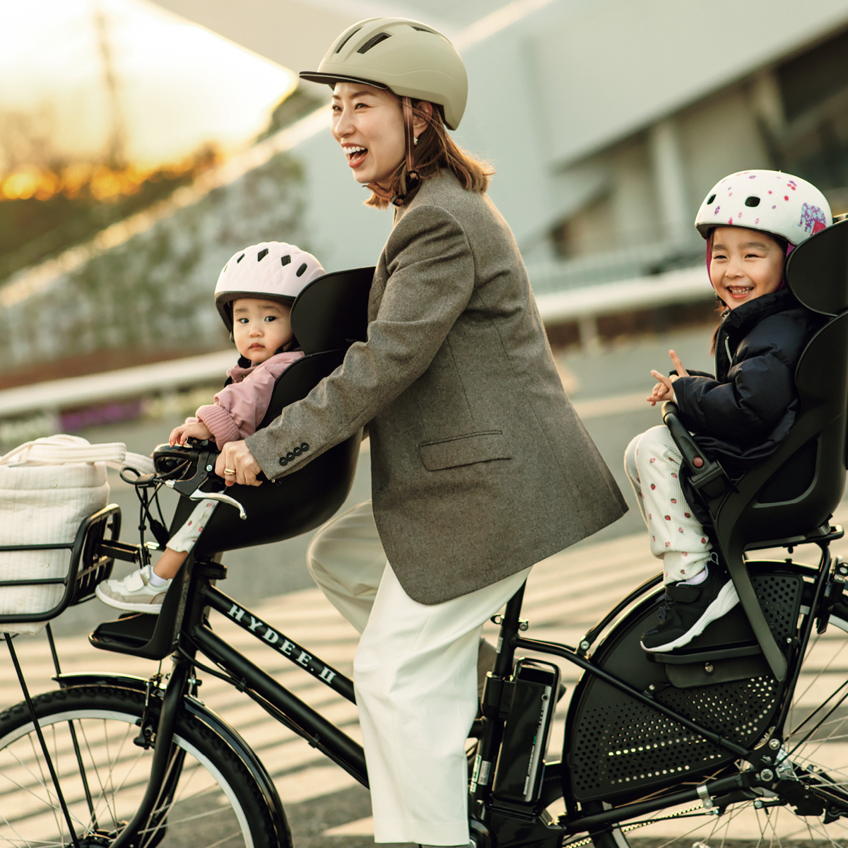身長157㎝・辻元舞さんに聞く！Sサイズコーデのスタイルアップテク | VERY
