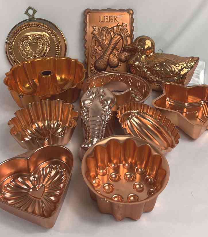 Vintage-Copper-Molds