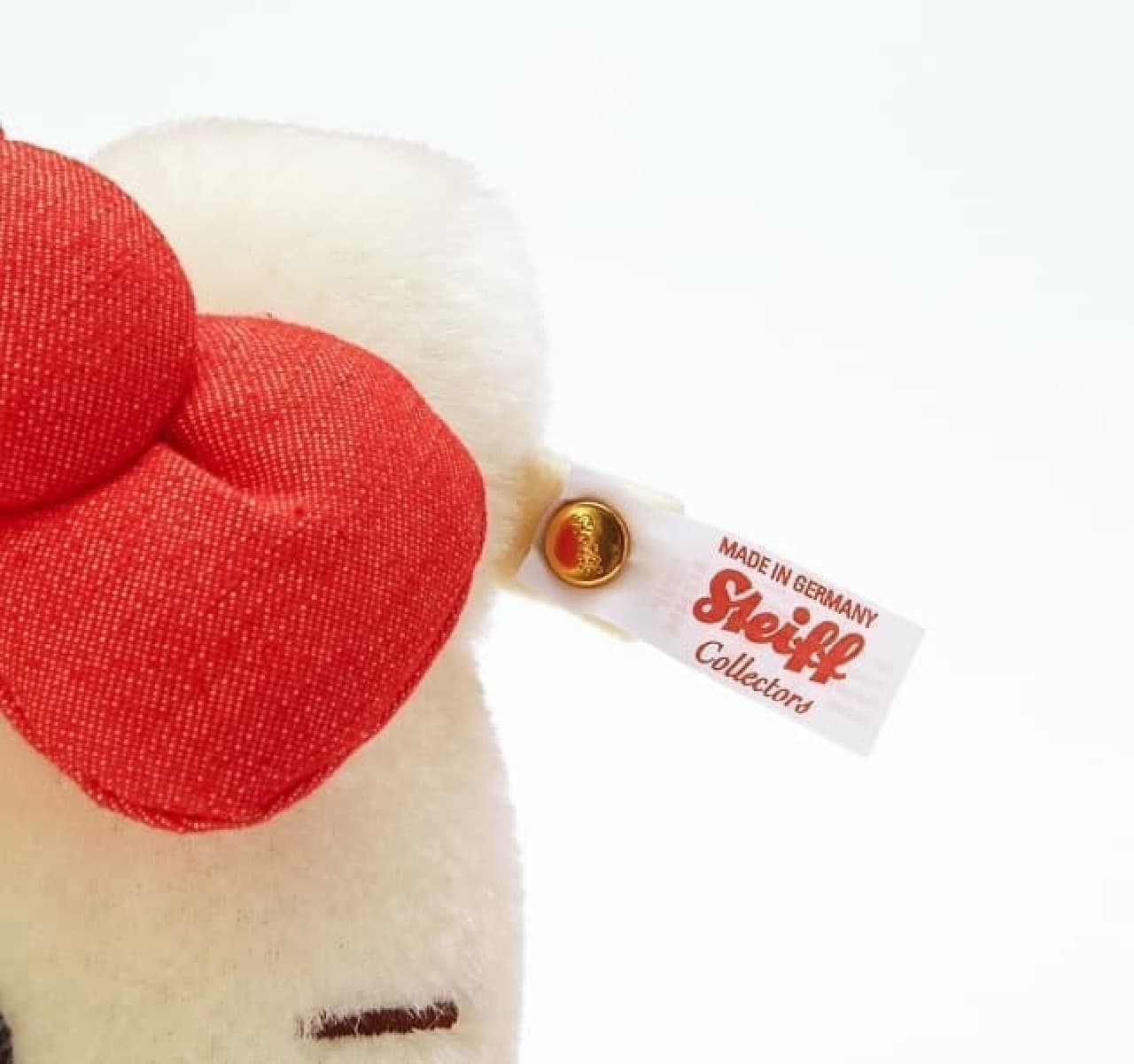 シュタイフ社製、超高級キティちゃんぬいぐるみ誕生！ふわふわ極上の