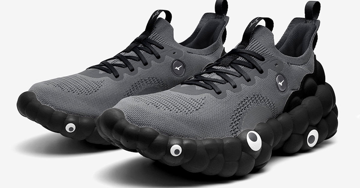 黒ミャクミャクスニーカー」2時間で完売 ミズノに届いた“もう一足