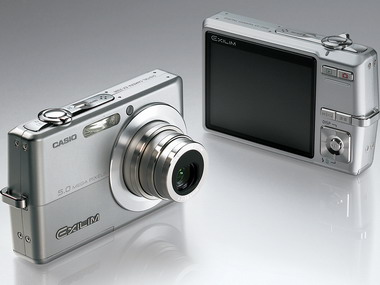 カシオ、500枚撮影できる2.7インチ液晶の新EXILIM ZOOM - ITmedia NEWS