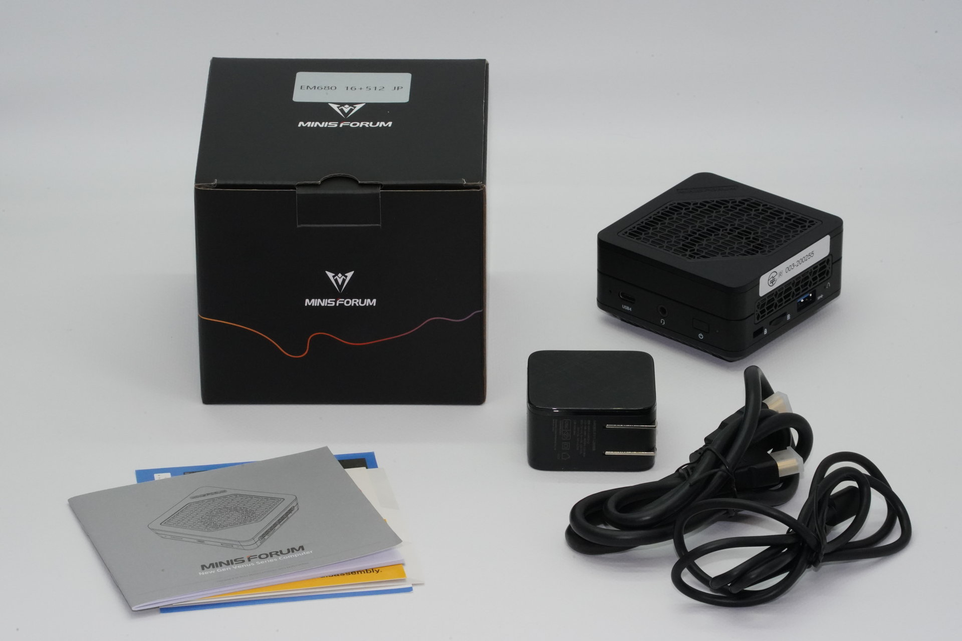 このサイズでRyzen 7搭載ってマジっすか――超小型デスクトップPC