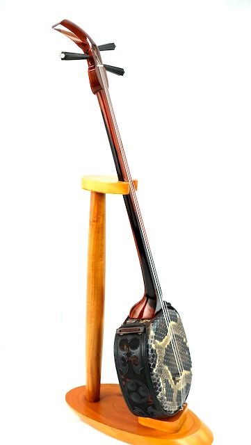 枝川勝作・沖縄本島産クルチ与那城型三線 - オーダー三線専門店 みなみ