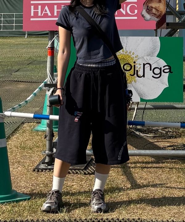 MUSINSA | AEAE TRUNK LAYERED SWEATSHORTS [NAVY]