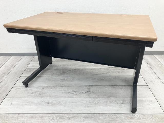 プラス（PLUS） オフィスデスク・事務机 一覧 - 中古オフィス家具なら