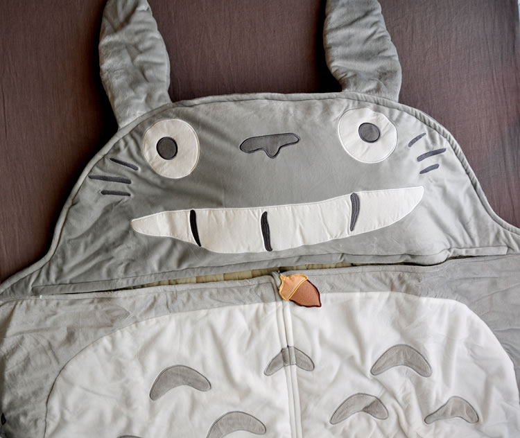 楽天市場】【即納】となりのトトロ シュラフ（枕付き) 枕付き寝袋 夢