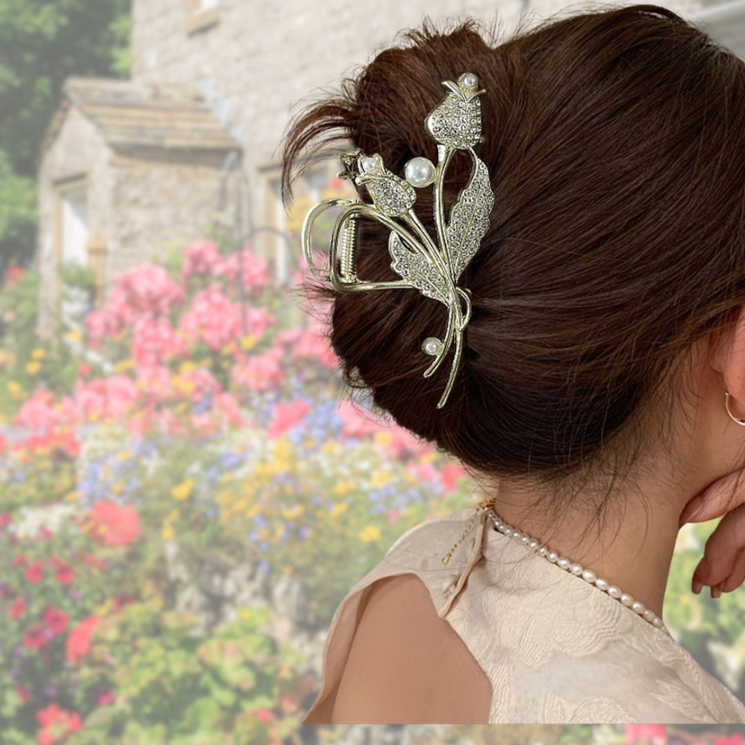 楽天市場】豪華なラインストーンの花をデザインしたヘアクリップ