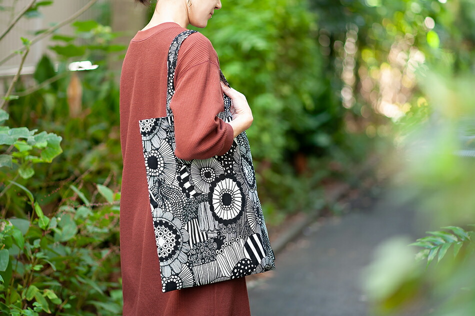 楽天市場】トートバッグ シイルトラプータルハ ホワイト×グリーン