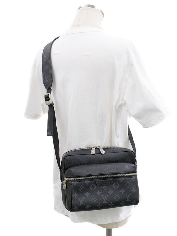 LOUIS VUITTON】ルイヴィトン『タイガラマ アウトドア メッセンジャー