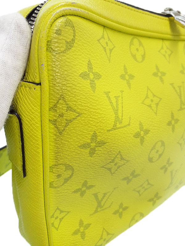 LOUIS VUITTON】ルイヴィトン『タイガラマ アウトドア メッセンジャー