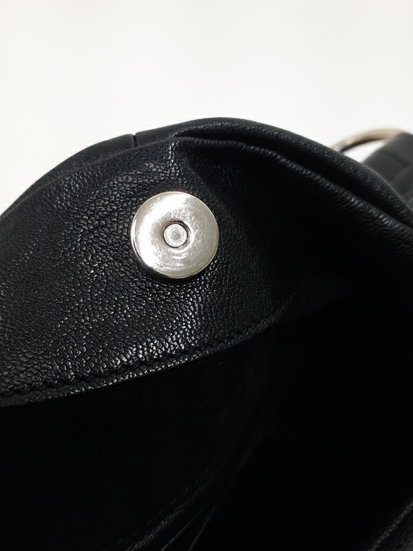 Yves Saint Laurent】イヴサンローラン『ナジャ セミショルダーバッグ