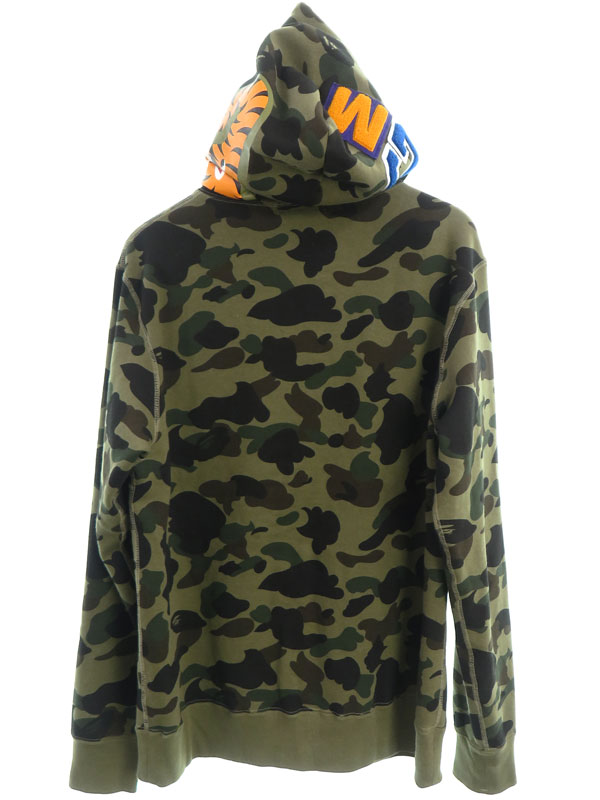 A BATHING APE】アベイシングエイプ『1st Camo Shark Full Zip Hoodie