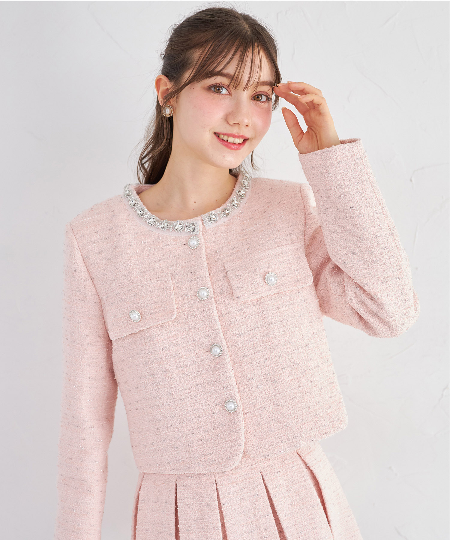 スプリングフェザー付きツイードジャケット×ミニスカートセットアップ