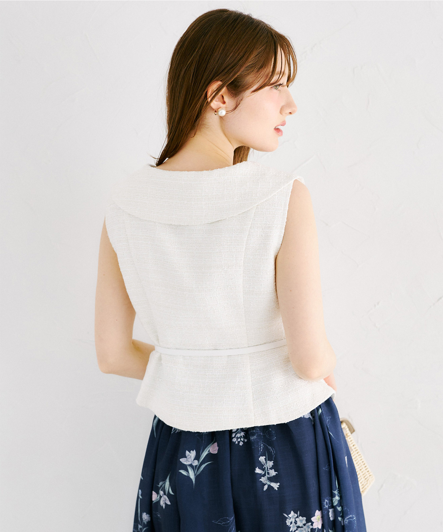 ビジューベルト付きツイードペプラムジレ