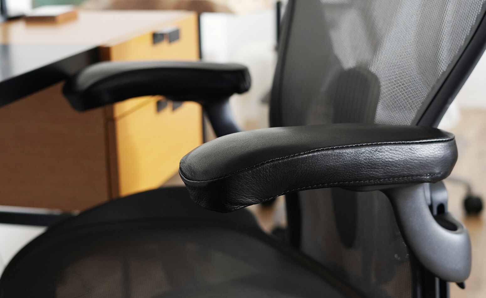 アーロンチェアリマスタード専用本革アームカバー アーロンハンチング