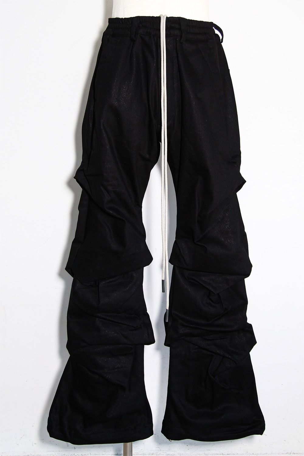 A.F ARTEFACT - ブーツカットタックパンツ / BOOTS CUT TUCK PANTS