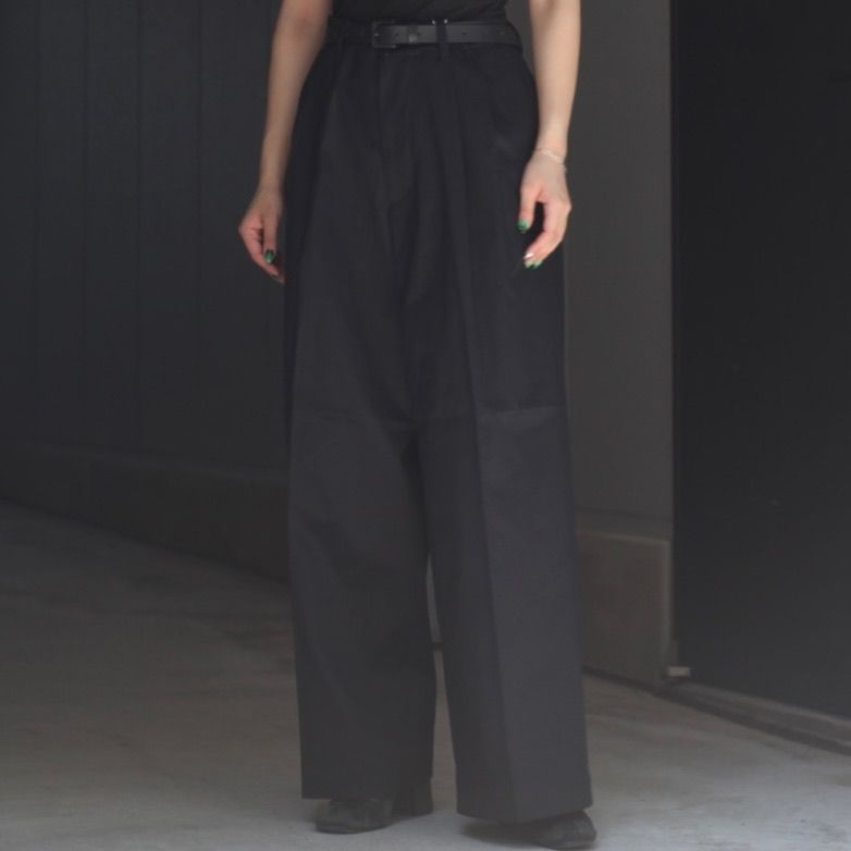UNIVERSAL PRODUCTS - 【残り一点】2Tuck Wide Chino Trousers