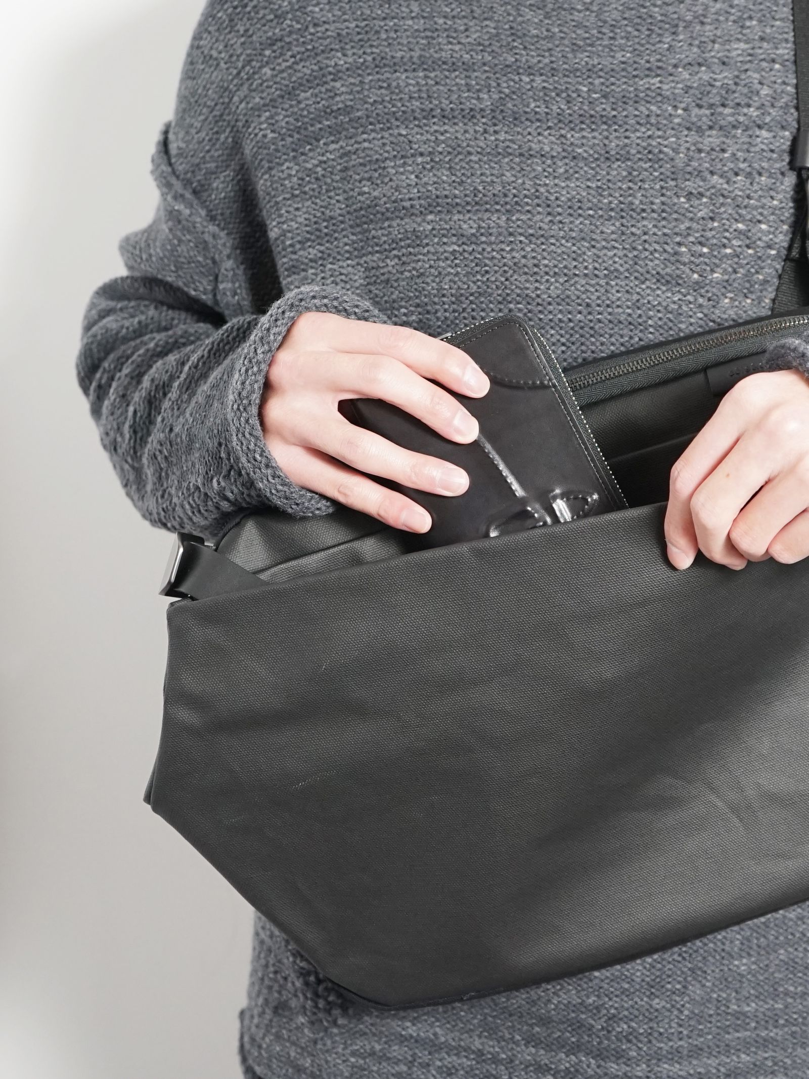 cote&ciel - RISS - Coated Canvas Black 13 NEW - メッセンジャー