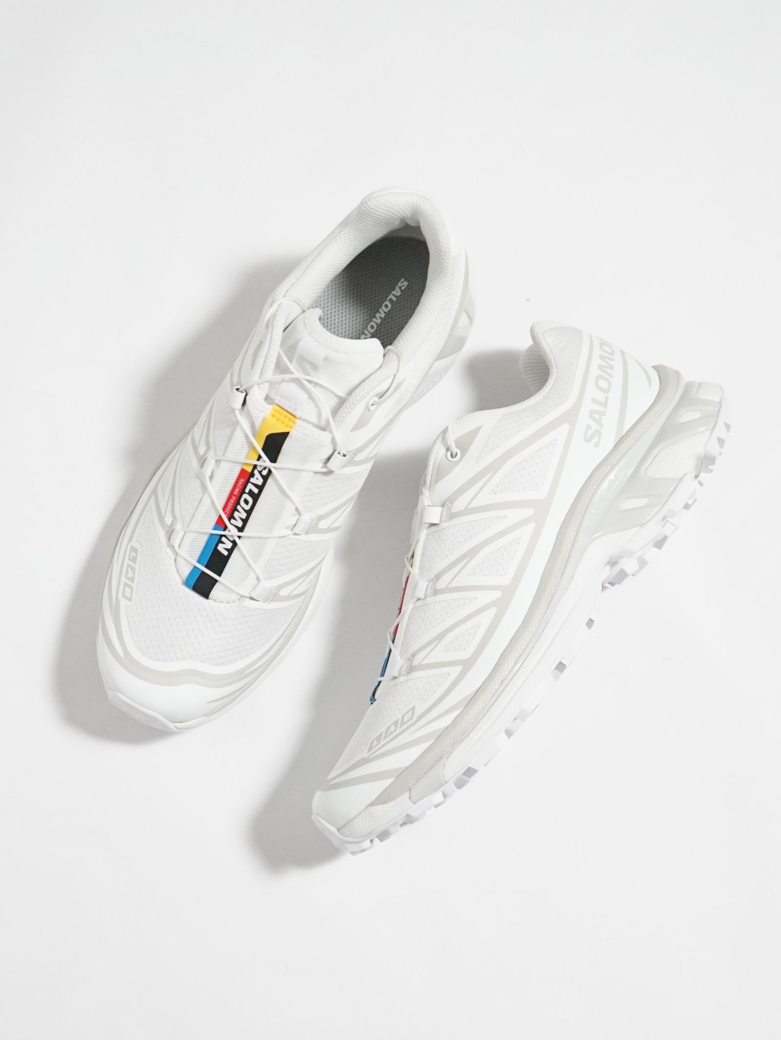 SALOMON - XT-6 - ユニセックス スポーツスタイル スニーカー - WHITE
