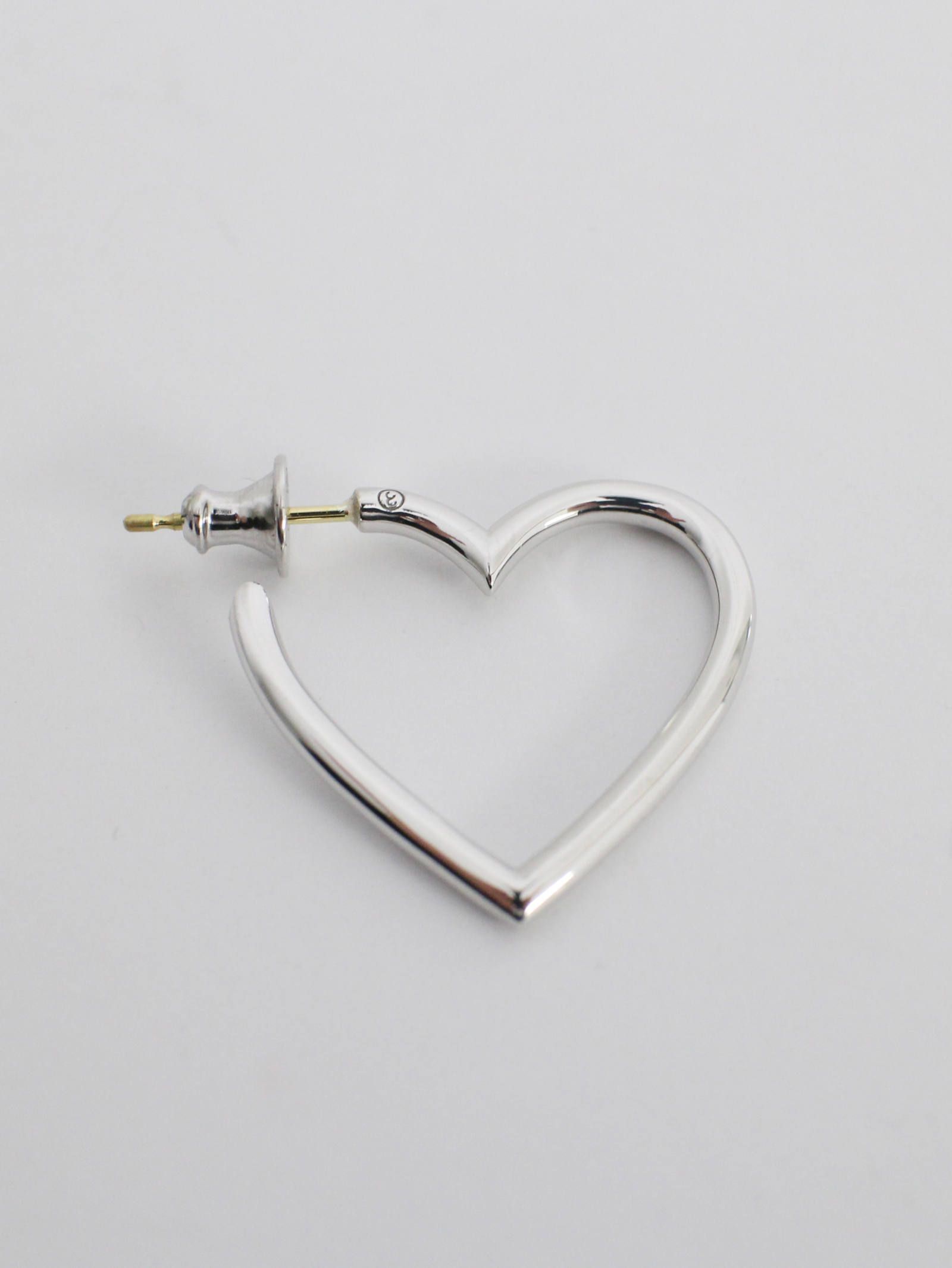 CAREERING - 【片耳用】 GIRLS DON'T CRY コラボハートピアス | ADDICT