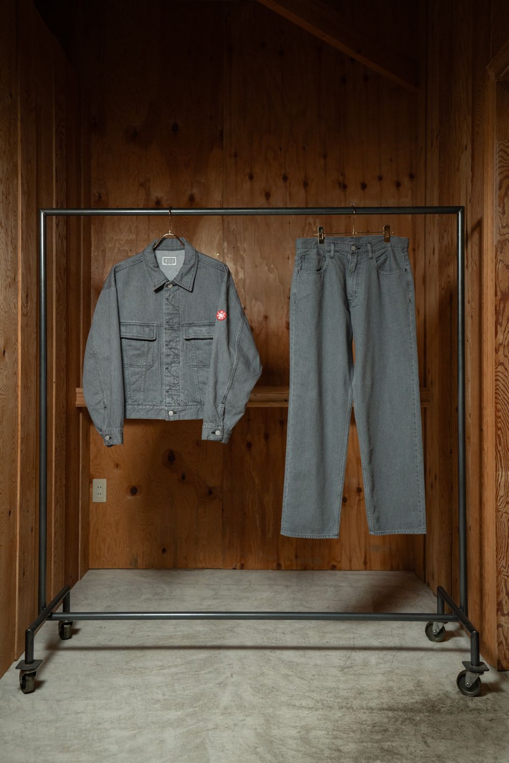 C.E - Washed Black Denim Trucker Jacket | ALTERFATE