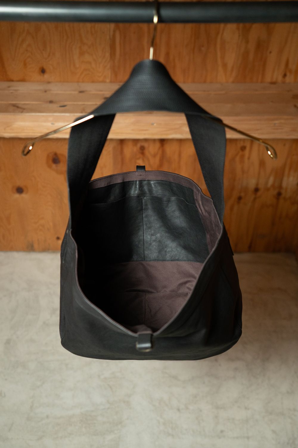 T.T Newsboy Bag Horse Leather | ALTERFATE