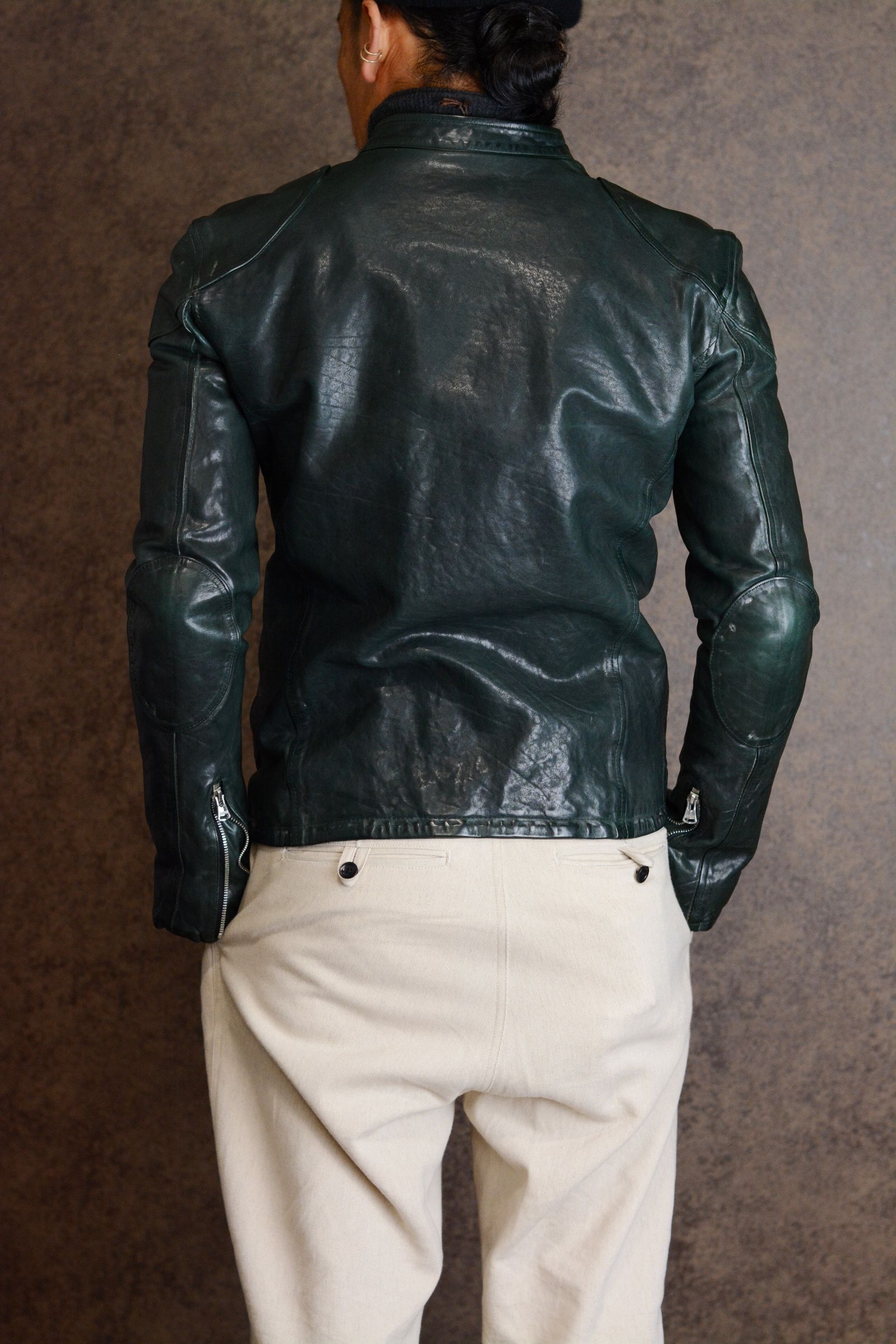 ISAMU KATAYAMA BACKLASH - フレンチショルダーレザー 製品染め