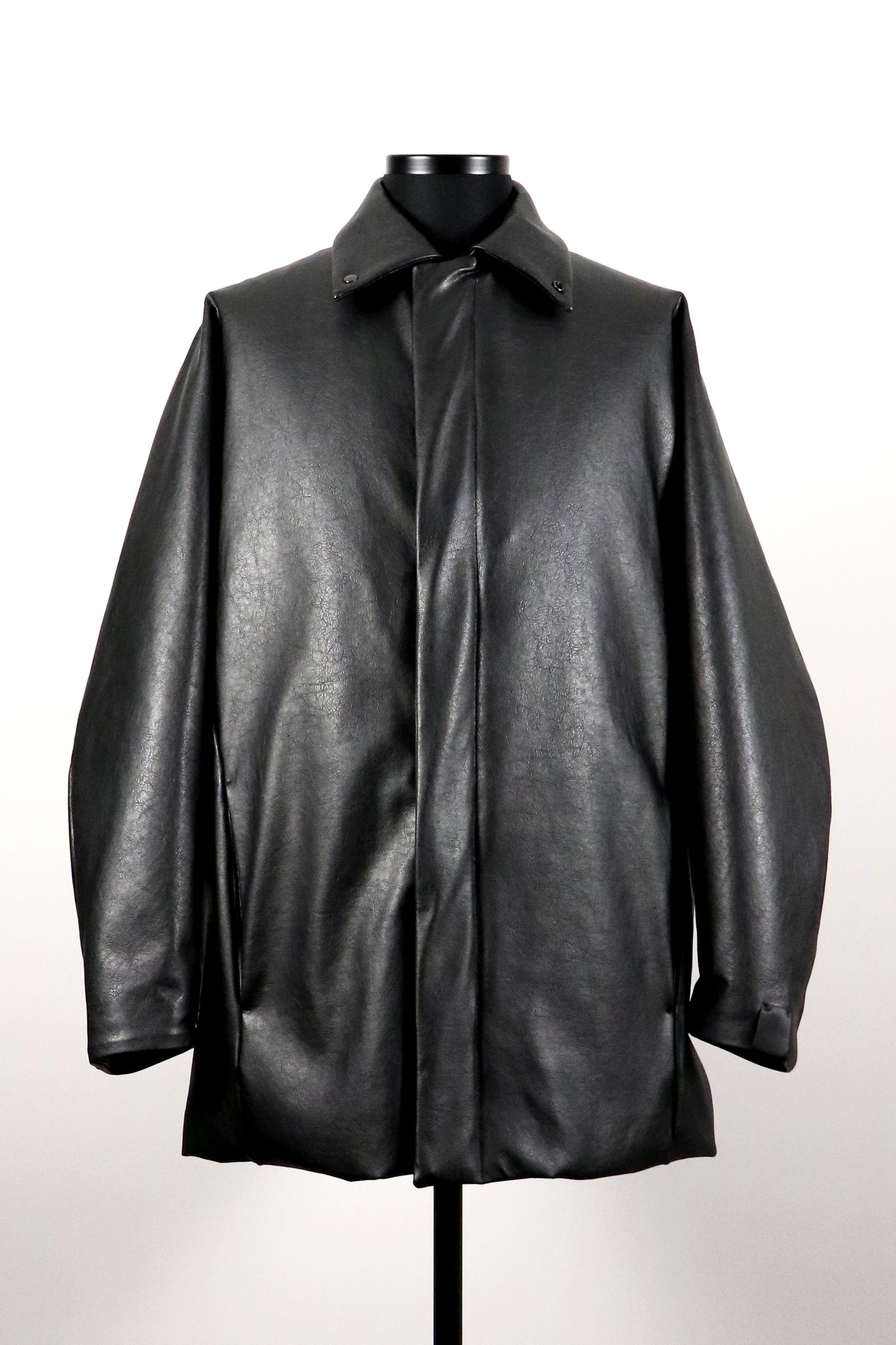 N.HOOLYWOODのアイテムを着用にてご紹介、冬はやっぱりプリマロフトを