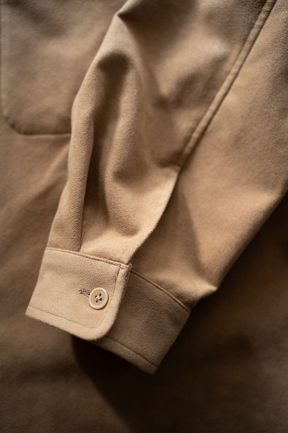 STILL BY HAND - 【ラスト1点】【25AW】フェイクスウェードシャツ