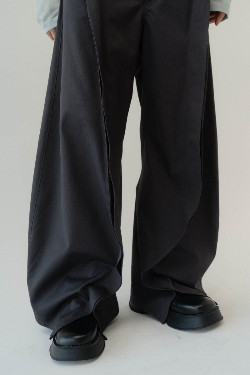 Knuth Marf - slit deformed pants(unisex) / スリット ディフォームド