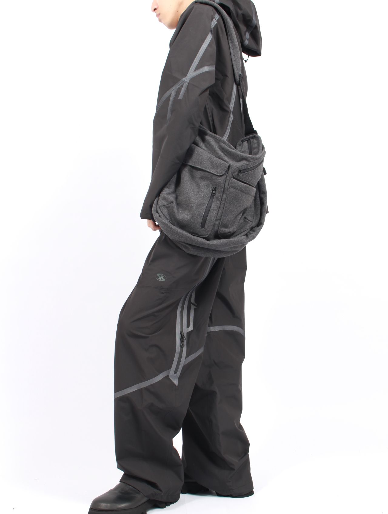 SAN SAN GEAR - 【25AW】ウール ボディー バッグ / WOOL BODY BAG