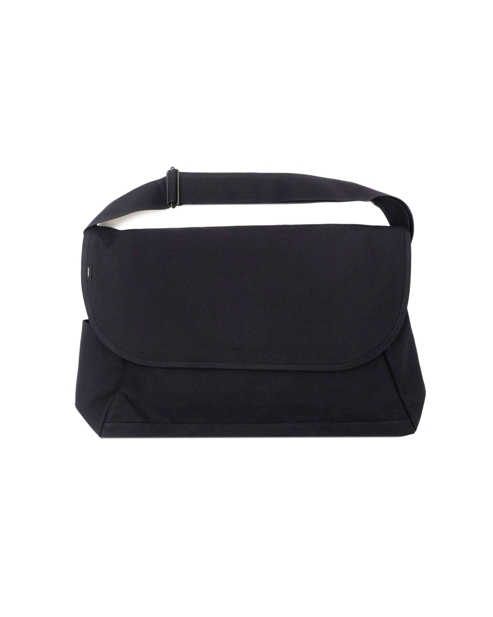 UNIVERSAL PRODUCTS - MESSENGER BAG / NAVY | Stripe Online Store
