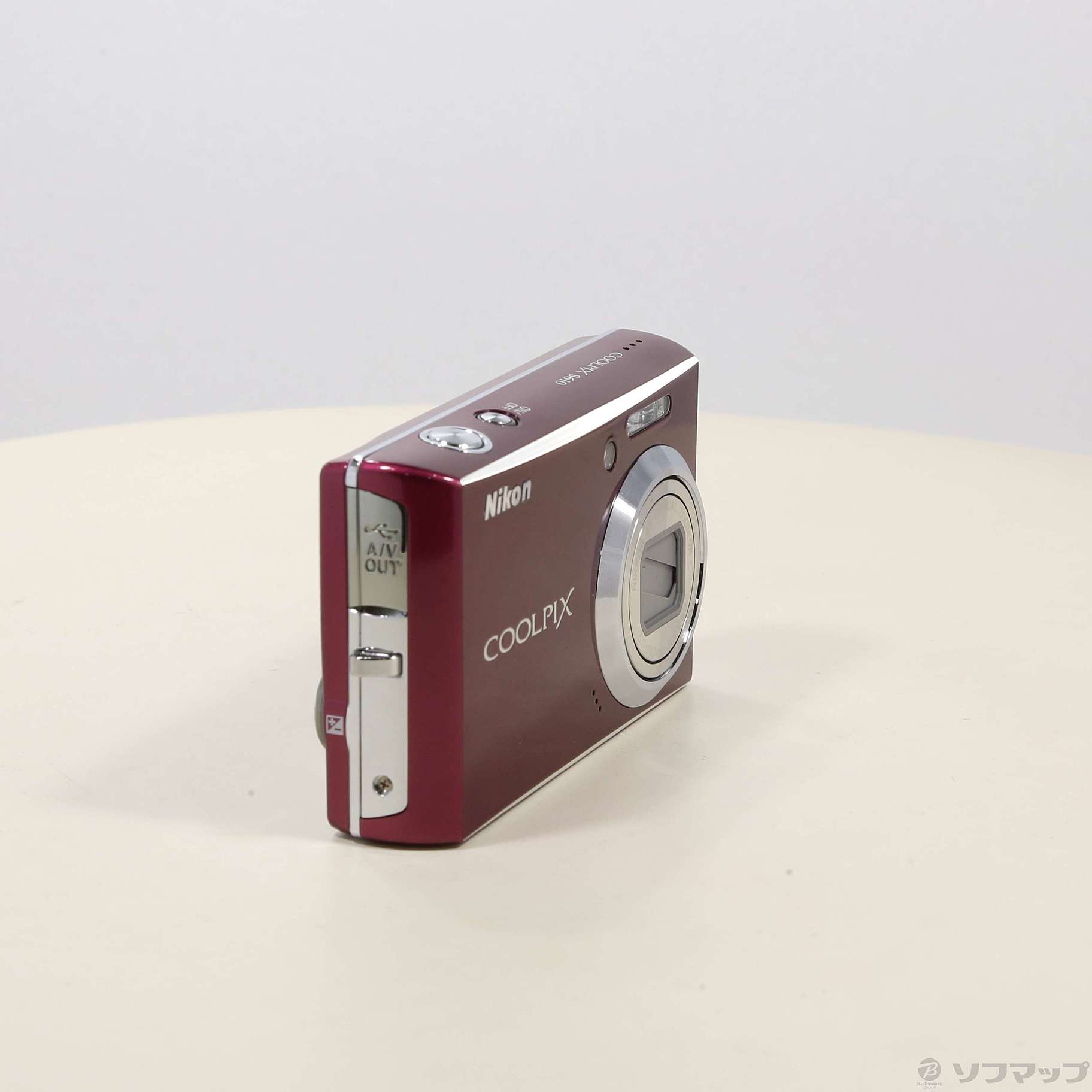 中古】COOLPIX S610 (1000万画素／4倍ズーム／レッド) [2133043671482
