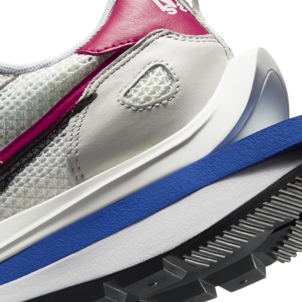 国内11月6日発売予定】サカイ x ナイキ ヴェイパーワッフル SP 全2色