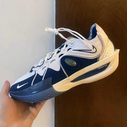 国内2月13日発売予定】ナイキ ズーム GT カット 3 EP 