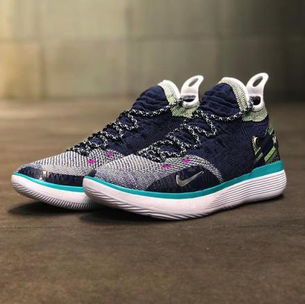 国内2月1日/2日/9日発売予定】 ナイキ ズーム KD11 BHM EP ブラック