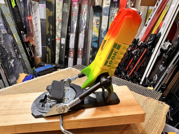 □LOOK： PIVOT 15 GW B130 FORZA3.0