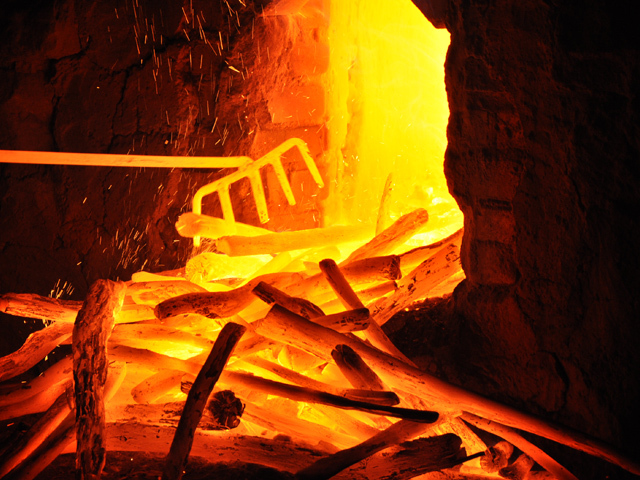 紀州備長炭 馬目並 Sサイズ〔火付け用〕 15kg 訳あり品 送料無料