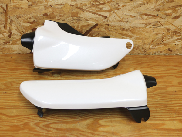 ゼファー400 Z2仕様外装キット 火の玉（ホワイト/レッド）