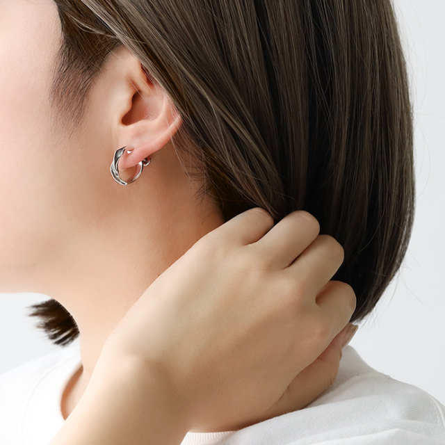 ツイスト デザイン イヤリング メンズ レディース シルバー925