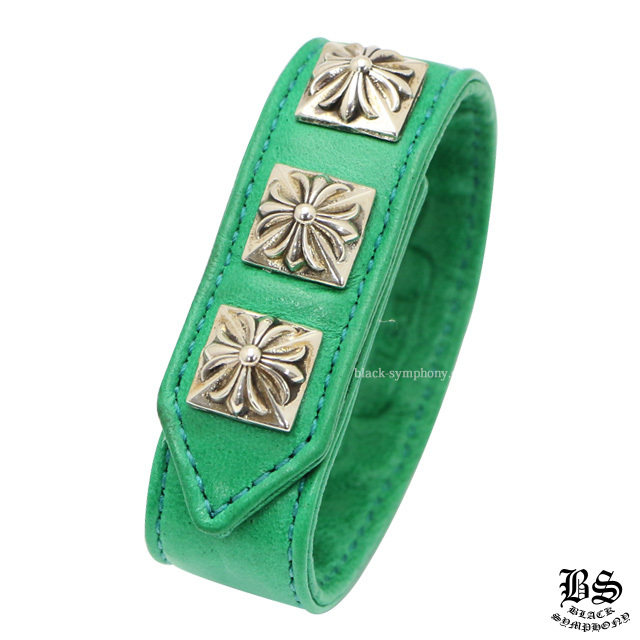 クロムハーツ3ボタン2スナップブレスレットピラミッドクロボタン