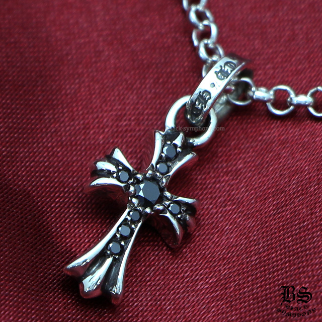 クロムハーツCHクロスベビーファットチャームwithパヴェブラック