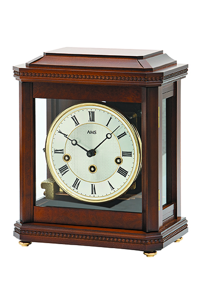 クラシックな高級機械式置き時計。ドイツ製AMS（アームス）の高級