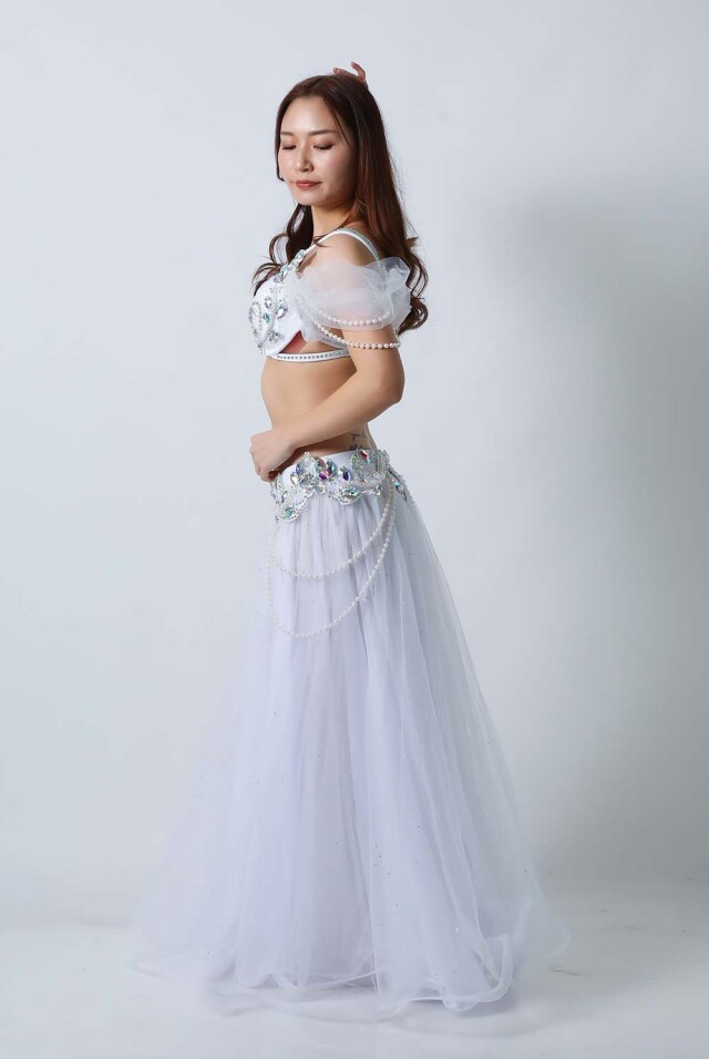 ベリーダンス衣装オリエンタルコスチューム(ホワイト)【送料無料】発表