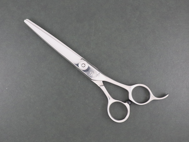 中古シザー】 ドッグ シザーズ ジャパン DL-70F ギザ刃 (7.0インチ/DOG