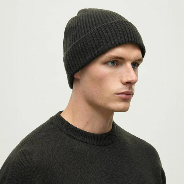 Johnstons of Elgin(ジョンストンズ) カシミアリブニットキャップ