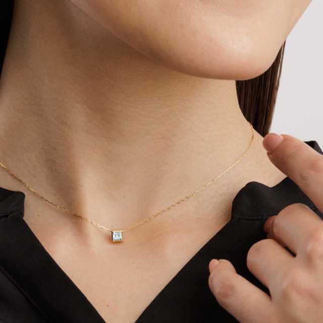 ネックレス ホワイトトパーズ スクエア 0.3ct ネックレス K18 ゴールド