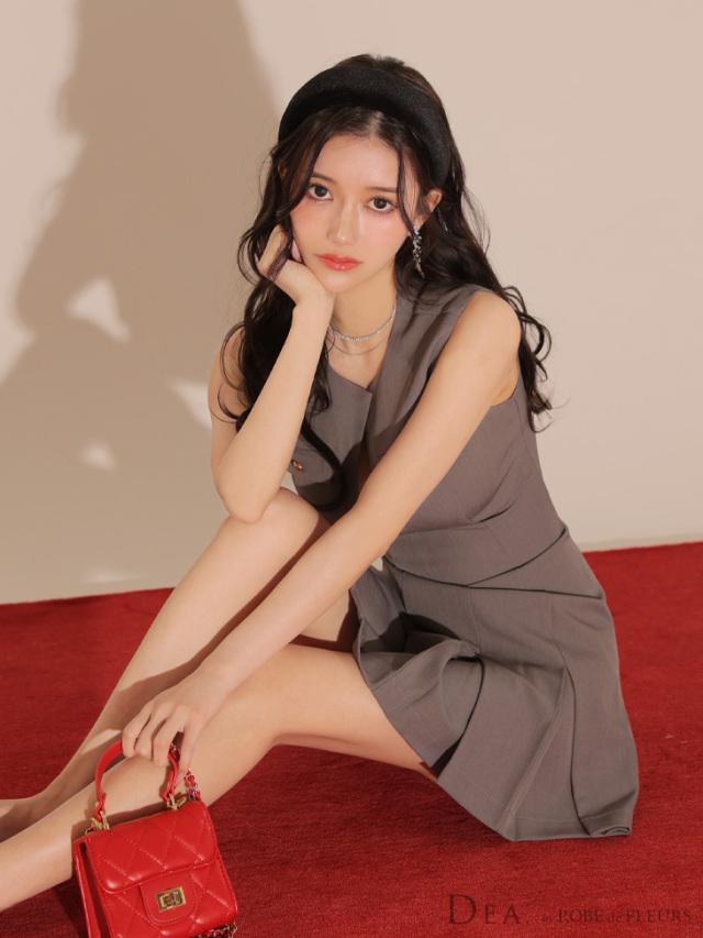 Lサイズあり】シンプルバストカットノースリーブプリーツミニキャバ